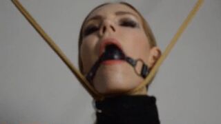 Bondage porno fucking machine session with oiled girl tied up